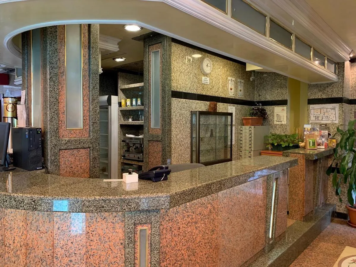 California Hotel Σόφια 3*,